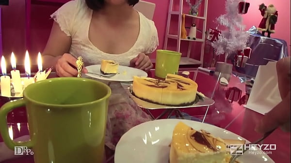 クリスマスは二人で～カワ彼女と彼氏目線でSEX～ – 小司あん　1