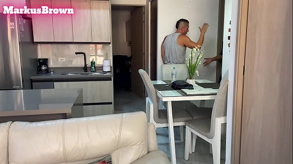 me la follo la esposa a mi mejor amigo a espaldas de el – Linda Clauss – Markus Brown